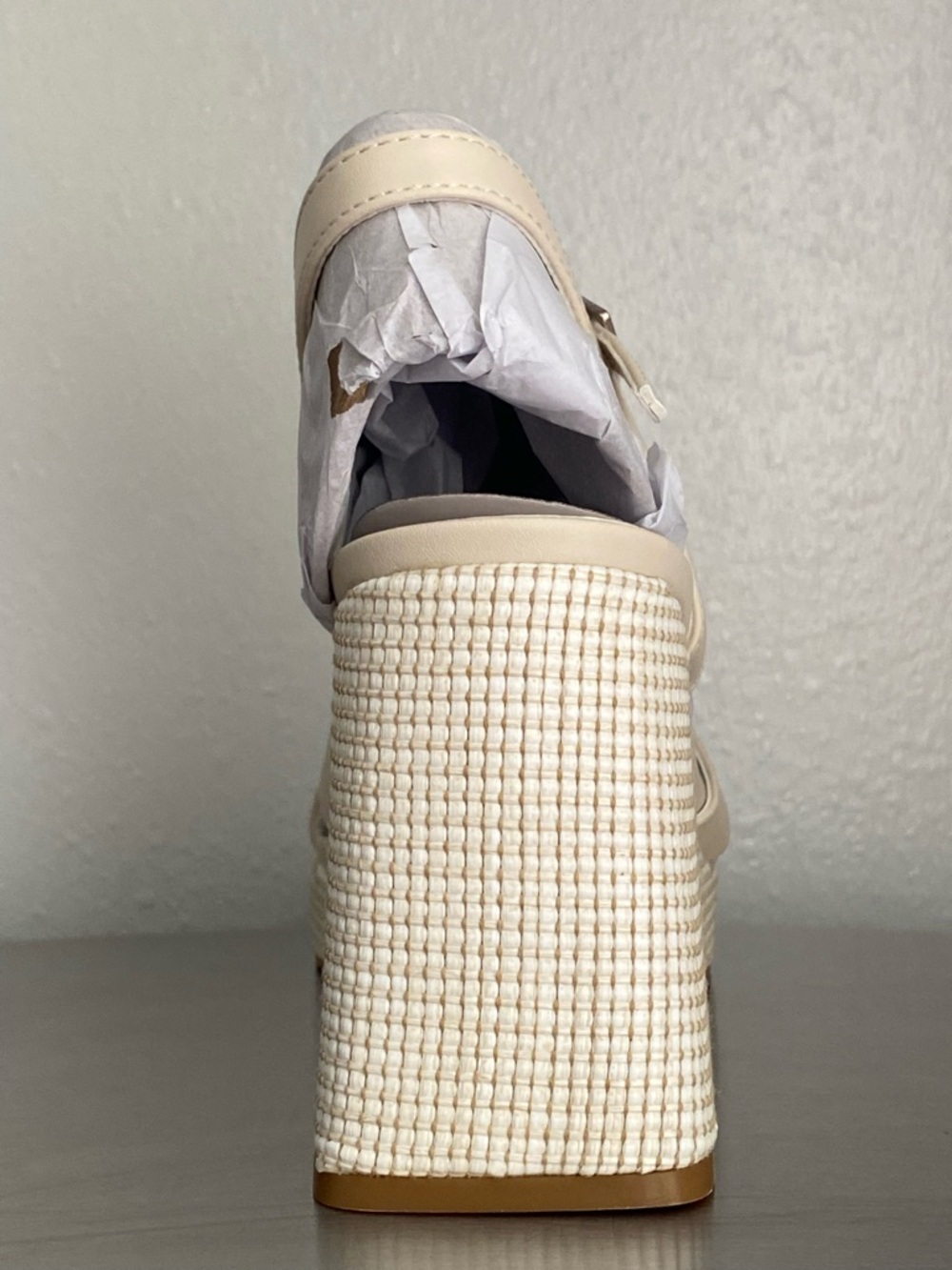 NEW CALVIN KLEIN WOMENS CREAM BLOCK SANDALS-STRAPPY PLATFORM HEELS - Picture 8 of 11